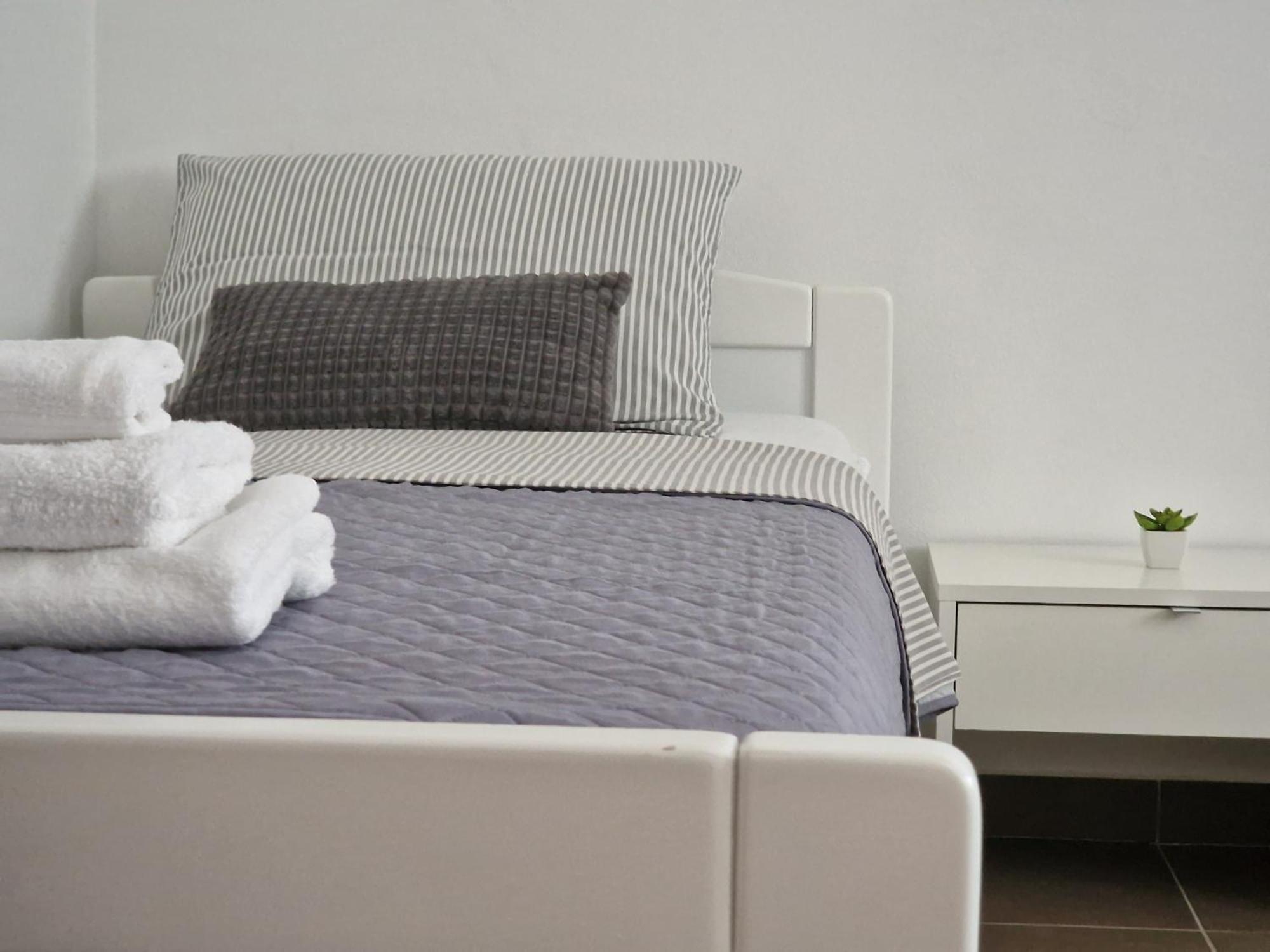 Adria Apartmani Karlobag Extérieur photo